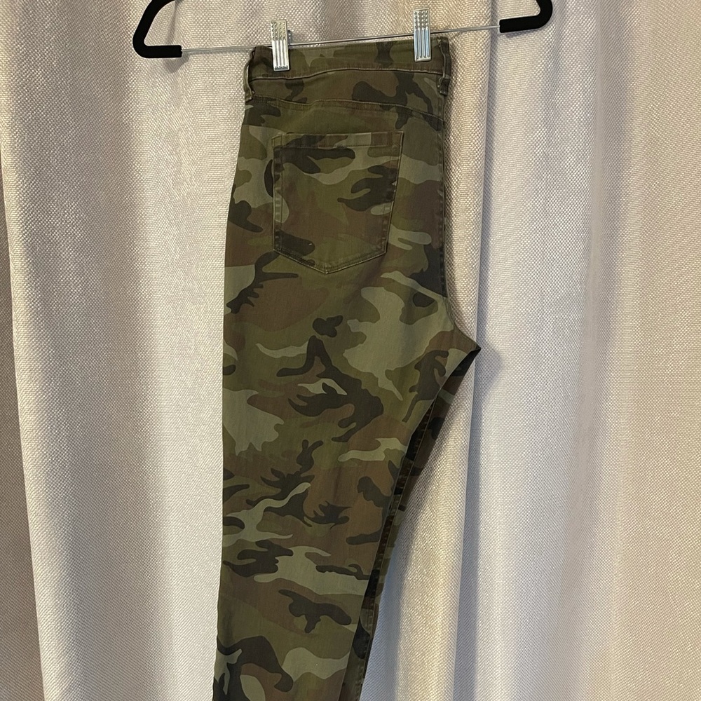 Sanctuary camouflage fitted army fatigues-women 30 - Picture 3 of 4
